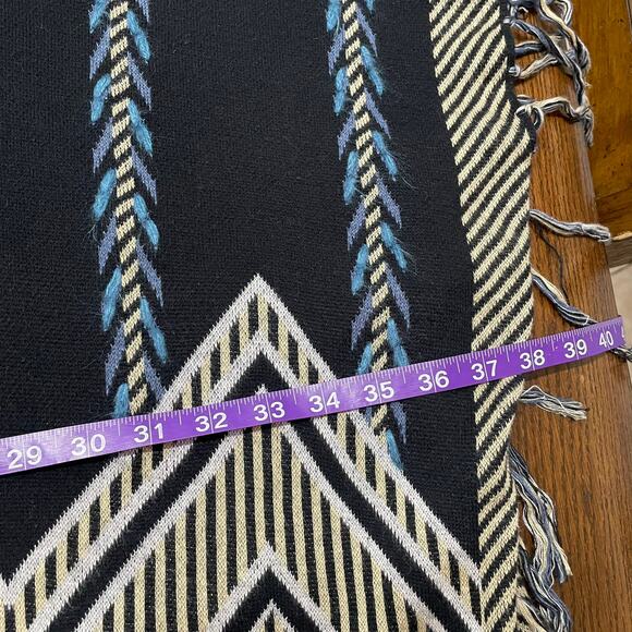 Gypsy Global Village Women's Boho Southwestern Cape One Size Black Fringe Toggle - Picture 6 of 6